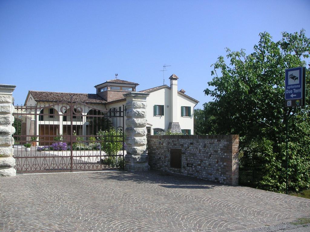 Agriturismo Due Torri Montebelluna Exterior foto